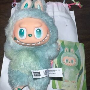 Serenity Big into energy Labubu